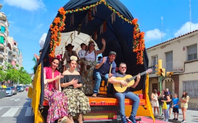 Una de les carrosses participants a la romeria | Karen Madrid